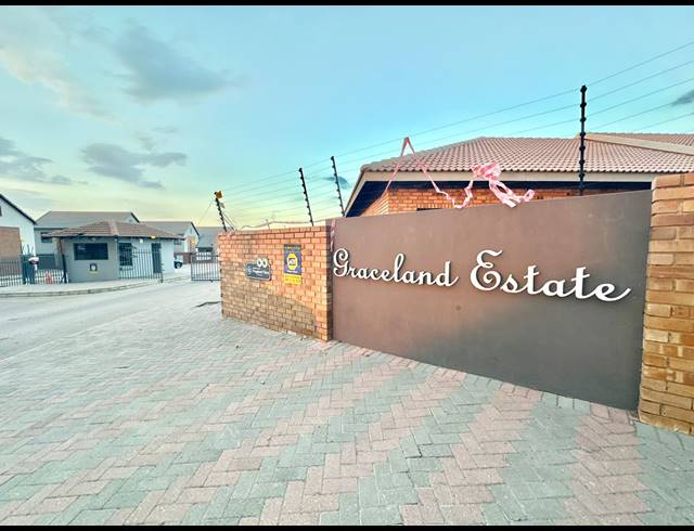 630M² VACANT LAND FOR SALE IN BENDOR